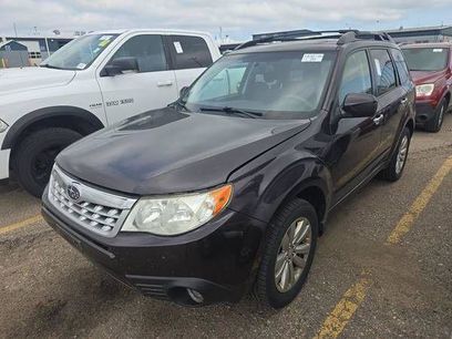 Used 2013 Subaru Forester 2.5X Premium w/ Popular Pkg 2