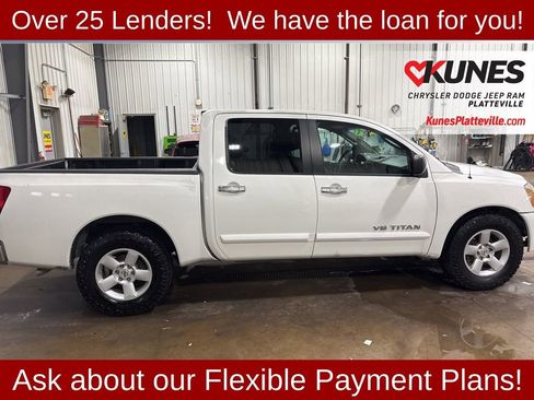 Used 2006 Nissan Titan SE image 11