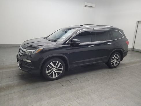 Used 2016 Honda Pilot Elite image 2