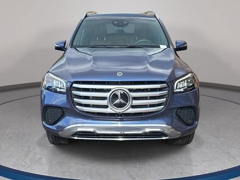 Used 2024 Mercedes-Benz GLS 450 4MATIC image 3