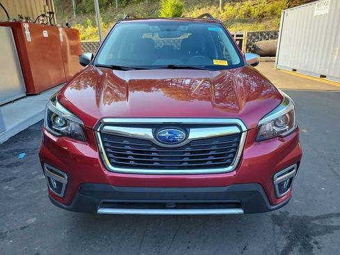 Used 2020 Subaru Forester Touring w/ Popular Package #2 AWD/4WD image 2