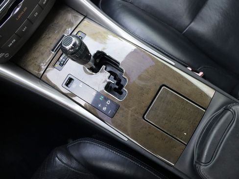 Used 2011 Lexus IS 350 w/ Premium Pkg Value Edition RWD image 39