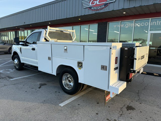 Used 2021 Ford F350 XL w/ Power Equipment Group RWD image 4