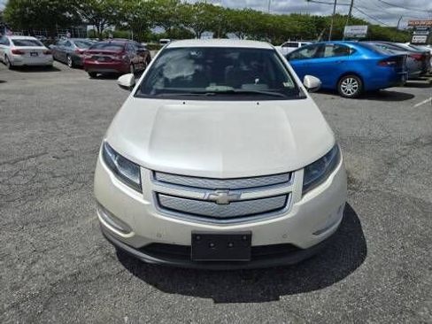 Used 2014 Chevrolet Volt Premium w/ Premium Trim Package image 2