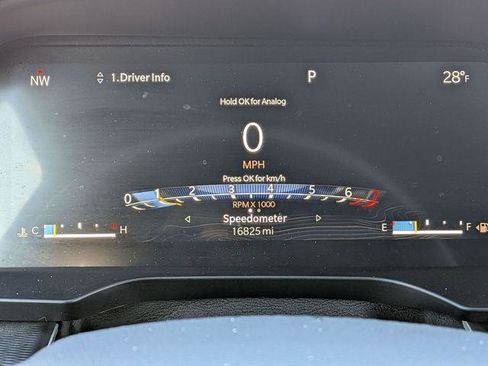 Certified 2024 Jeep Grand Cherokee Altitude AWD/4WD image 17