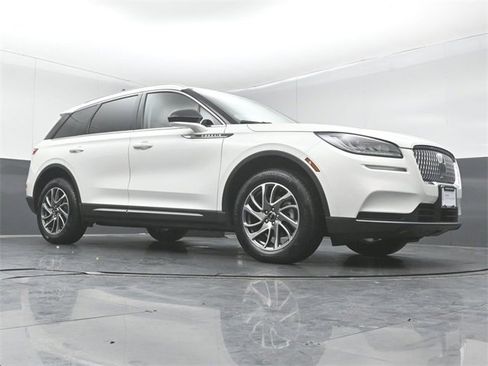 Certified 2022 Lincoln Corsair AWD w/ Equipment Group 101A image 37