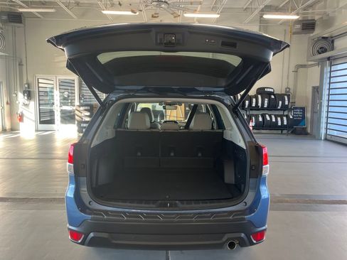 Certified 2021 Subaru Forester Limited AWD/4WD image 4
