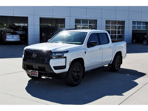 New 2026 Nissan Frontier SV w/ SV Convenience Package image 2