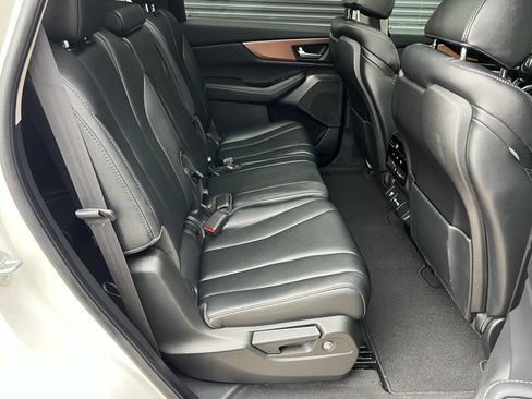 Used 2022 Acura MDX SH-AWD image 19