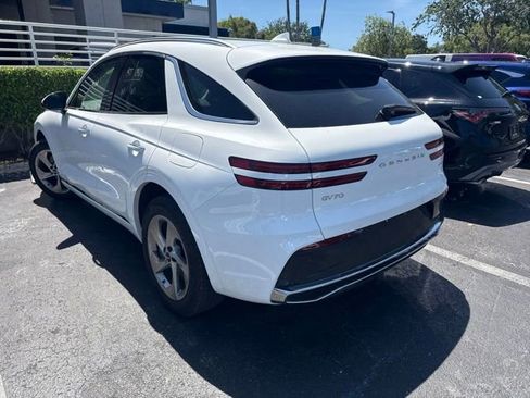 Used 2026 Genesis GV70 2.5T AWD/4WD image 16