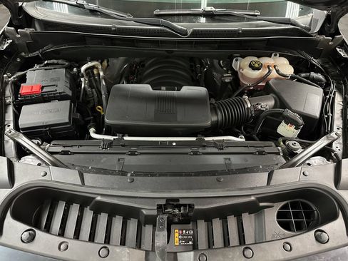 Used 2023 GMC Yukon XL AT4 w/ AT4 Premium Package AWD/4WD image 39