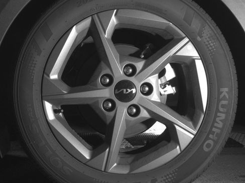 Used 2025 Kia K4 LXS image 14