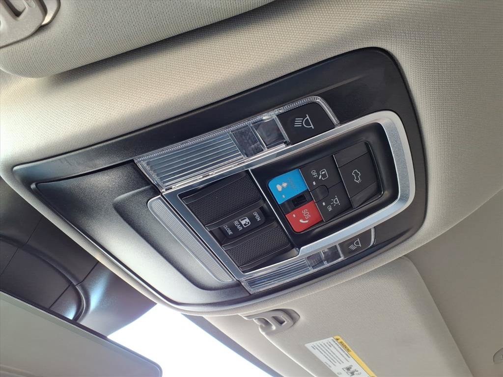 Used 2024 RAM 2500 Laramie w/ Safety Group AWD/4WD image 31
