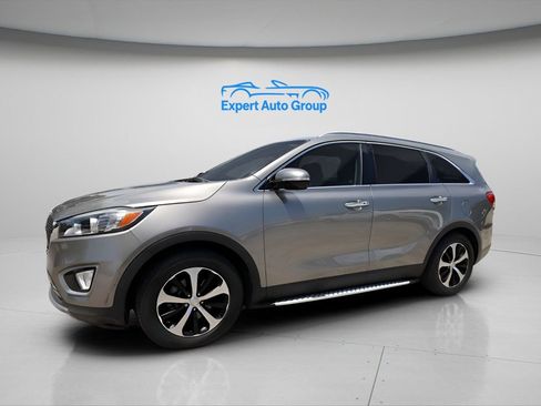 Used 2016 Kia Sorento EX w/ EX Premium Package image 4