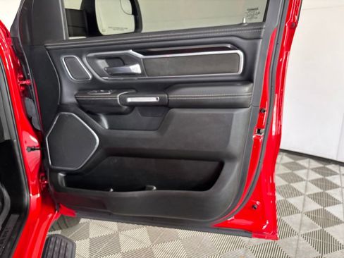 Used 2021 RAM 1500 Laramie AWD/4WD image 31