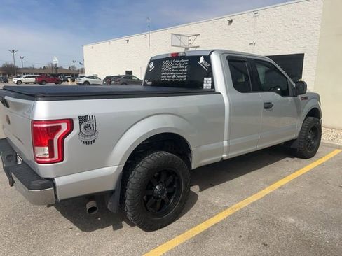 Used 2015 Ford F150 XLT w/ Trailer Tow Package image 3