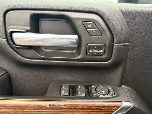 Used 2020 Chevrolet Silverado 2500 High Country w/ Z71 Off-Road Package image 27