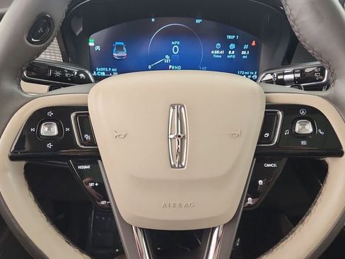 Used 2023 Lincoln Corsair AWD w/ Equipment Group 101A image 12