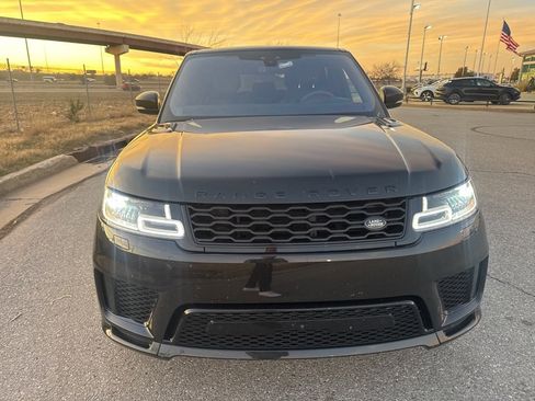 Used 2021 Land Rover Range Rover Sport HST image 3