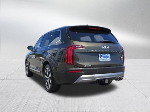Used 2022 Kia Telluride EX w/ EX Premium Package image 5