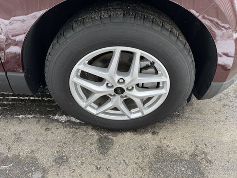 Used 2024 Ford Edge SEL image 35