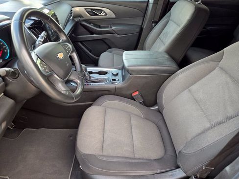 Used 2023 Chevrolet Traverse LT AWD/4WD image 11