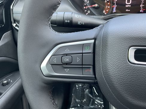 New 2025 Jeep Compass Limited w/ Sun & Sound Group image 18