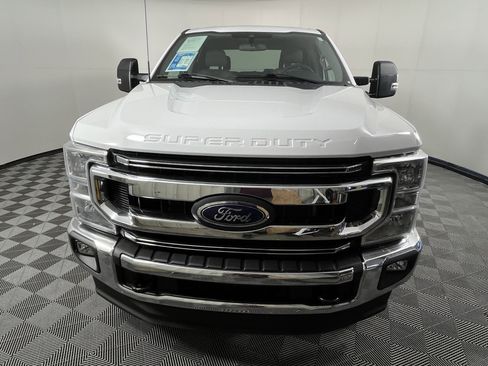 Used 2022 Ford F350 XLT w/ XLT Value Package AWD/4WD image 8