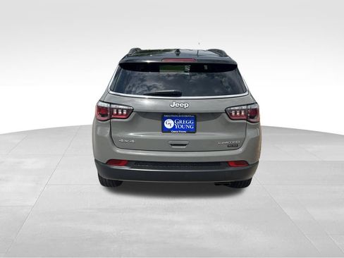 Used 2020 Jeep Compass Limited AWD/4WD image 5