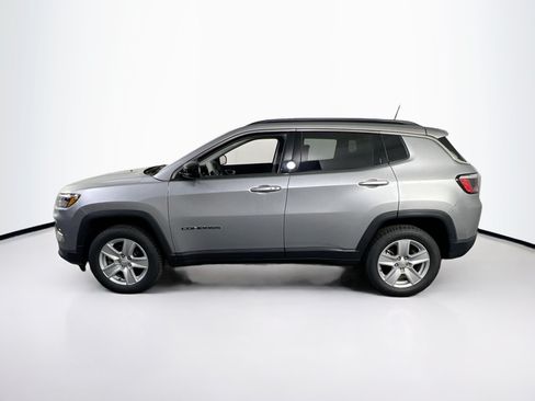 Used 2022 Jeep Compass Latitude AWD/4WD image 8