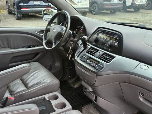Used 2010 Honda Odyssey EX-L image 10