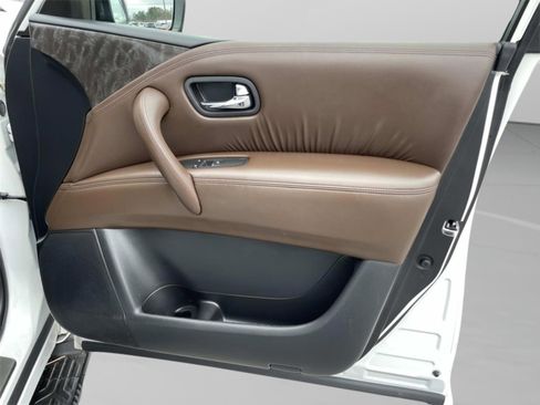 Used 2022 Nissan Armada Platinum w/ Captain's Chairs Package image 19