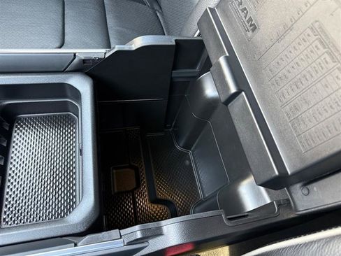 Used 2023 RAM 1500 Laramie image 34