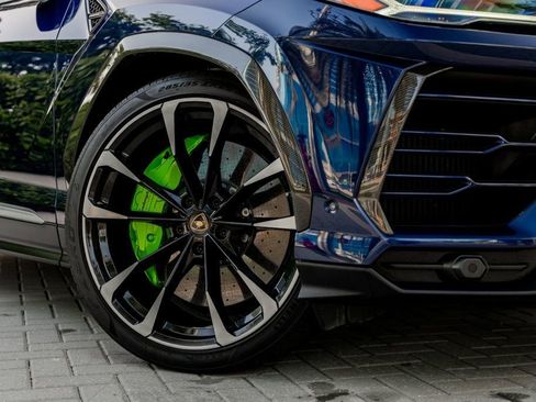 Used 2020 Lamborghini Urus image 20