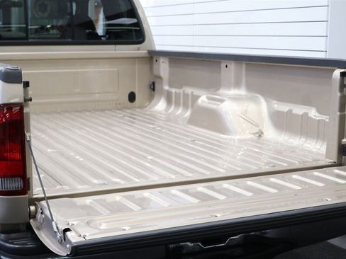 Used 1999 Ford F350 XLT image 43