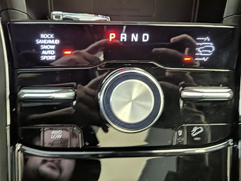 Used 2025 Jeep Grand Cherokee Summit image 29