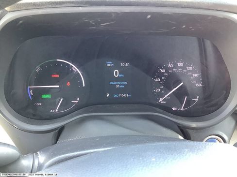 Used 2022 Toyota Sienna LE FWD image 8