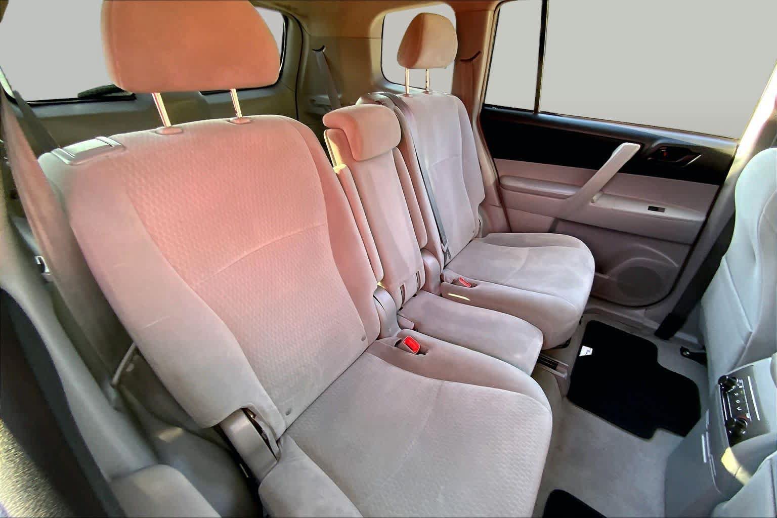 Used 2010 Toyota Highlander 2WD w/ Extra Value Pkg 2 image 17