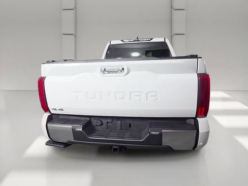 Used 2025 Toyota Tundra Limited AWD/4WD image 43