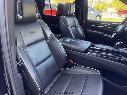 Used 2021 Cadillac Escalade Sport w/ Driver Assist Tech Package image 32