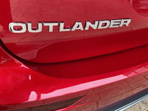 New 2026 Mitsubishi Outlander SE AWD/4WD image 8