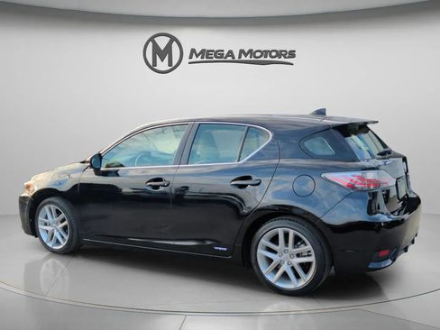 Used 2015 Lexus CT 200h image 4