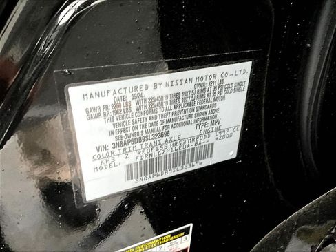 New 2025 Nissan Kicks SR w/ Illumination Package AWD/4WD image 16