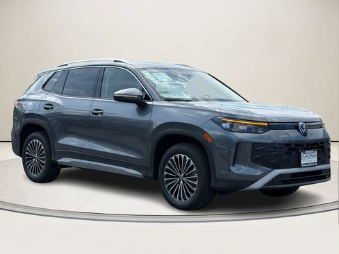 New 2026 Volkswagen Tiguan S AWD/4WD image 1