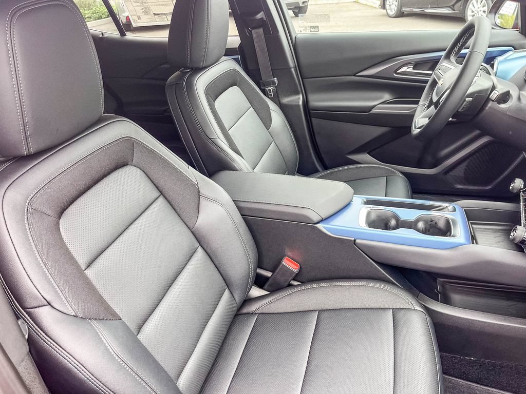 Used 2026 Chevrolet Equinox EV LT AWD/4WD image 15