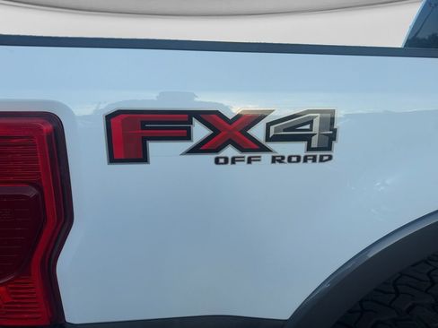 Used 2022 Ford F250 Lariat w/ Chrome Package AWD/4WD image 11