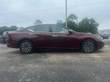 Used 2023 Nissan Altima 2.5 SV image 4