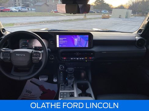 Used 2025 Toyota Land Cruiser image 23