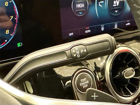 Used 2023 Mercedes-Benz GLA 250 4MATIC image 16