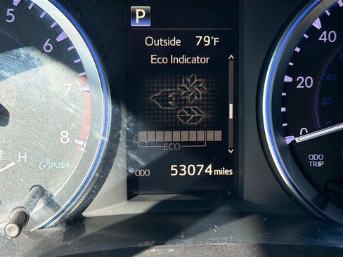 Used 2019 Toyota Highlander SE image 13